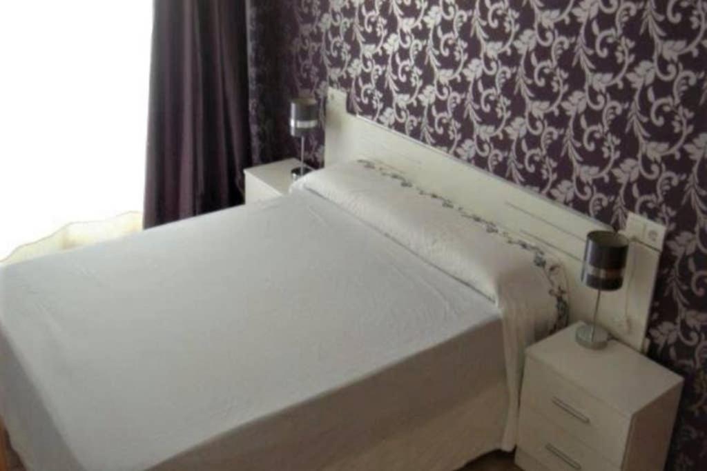 Apartamento Athenea Gandia Bagian luar foto